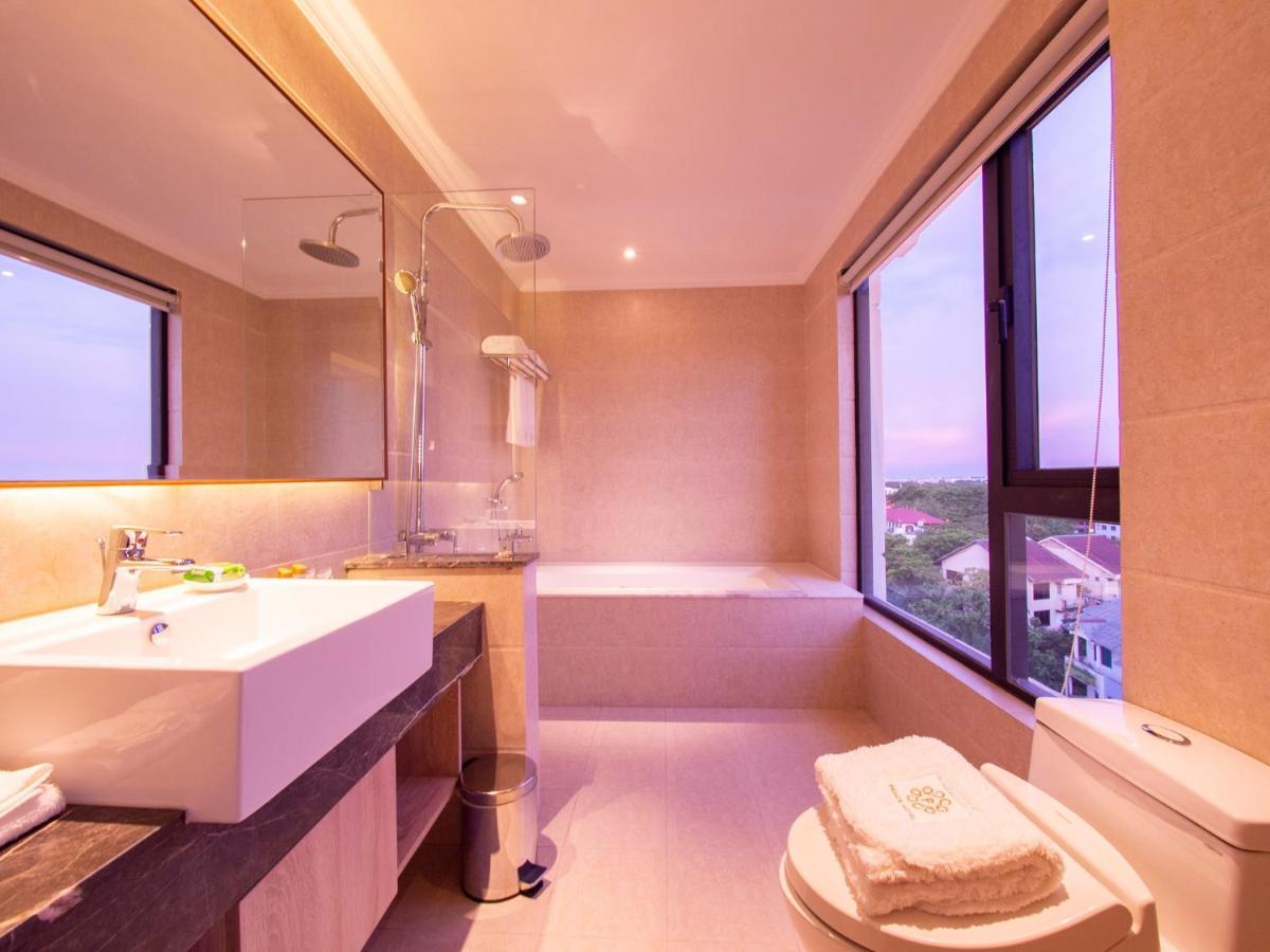 Prince Hotel Янгон Экстерьер фото